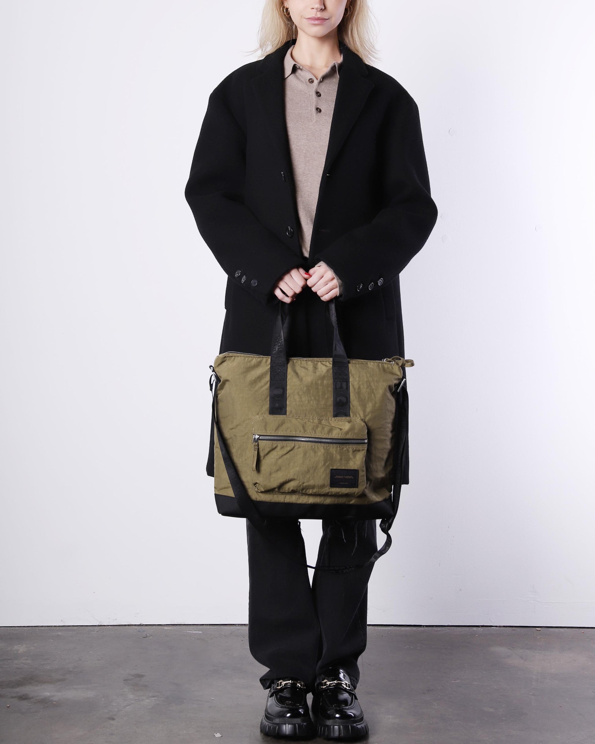 ICE LAPTOP TOTE-2